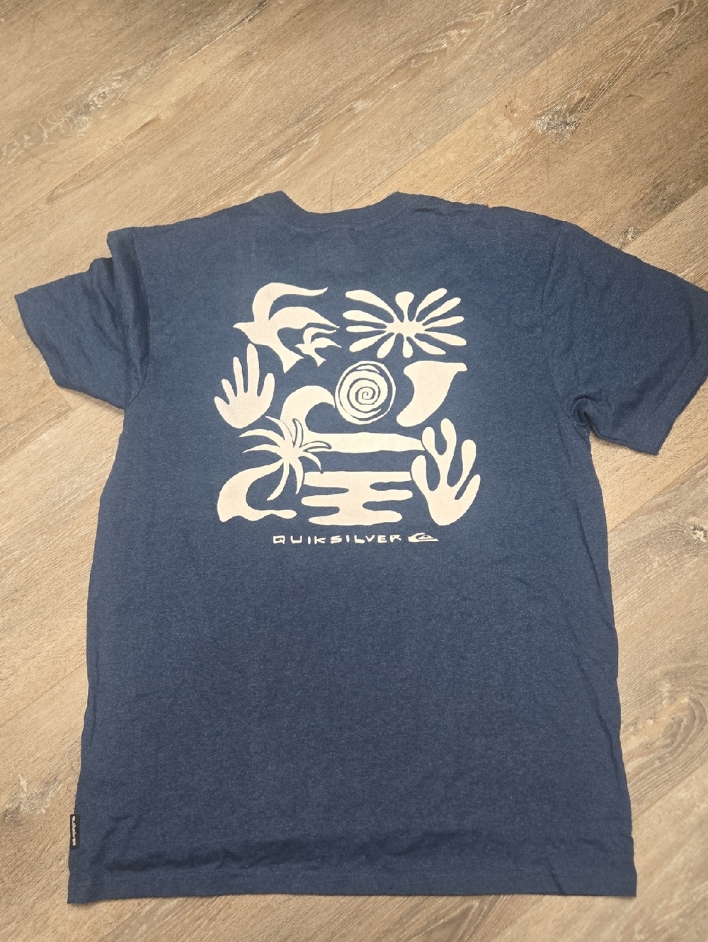 Quiksilver Men's Navy Graphic T-Shirt - Picture 3 of 3
